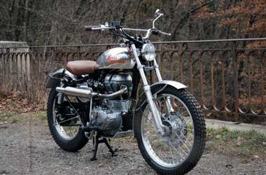 Royal Enfield Classic 500 Bergaya Trials Racer