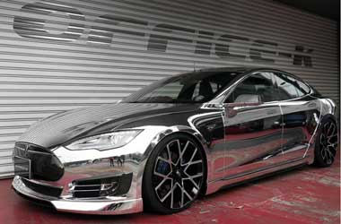 Tesla Model S Ini Tampil Kinclong Pakai Bodi Krom