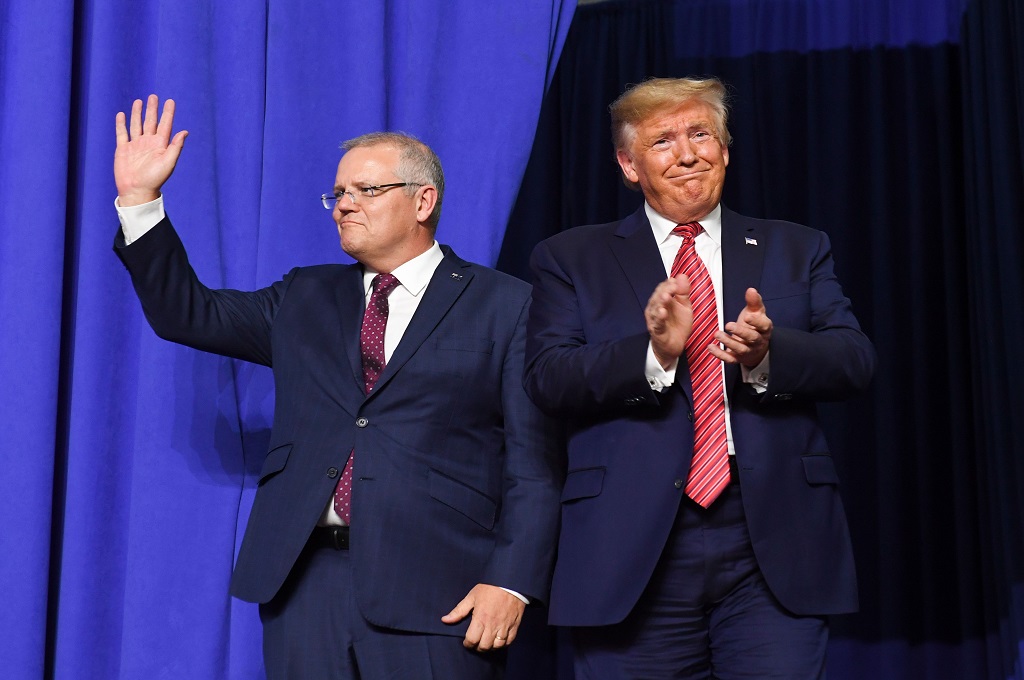 PM Australia Scott Morrison (kiri) bersama Presiden AS Donald Trump di Wapakoneta, Ohio, 22 September 2019. (Foto: AFP/SAUL LOEB)