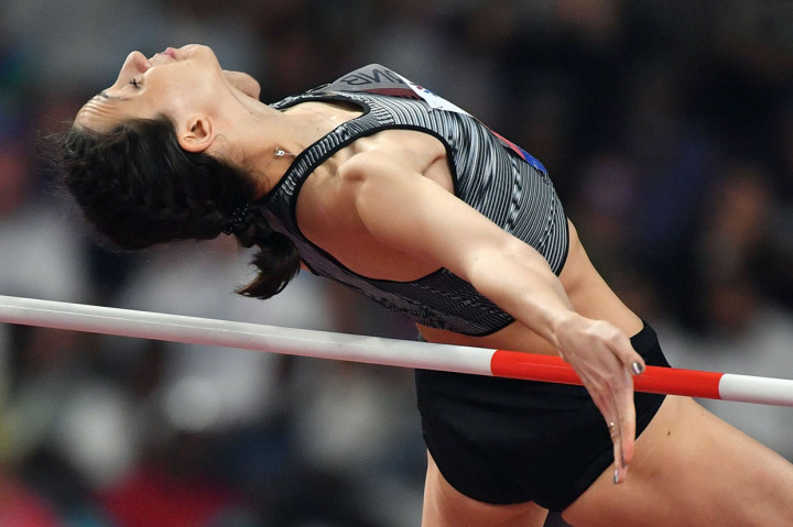 Lompat Tinggi Putri, Lasitskene Cetak Hattrick