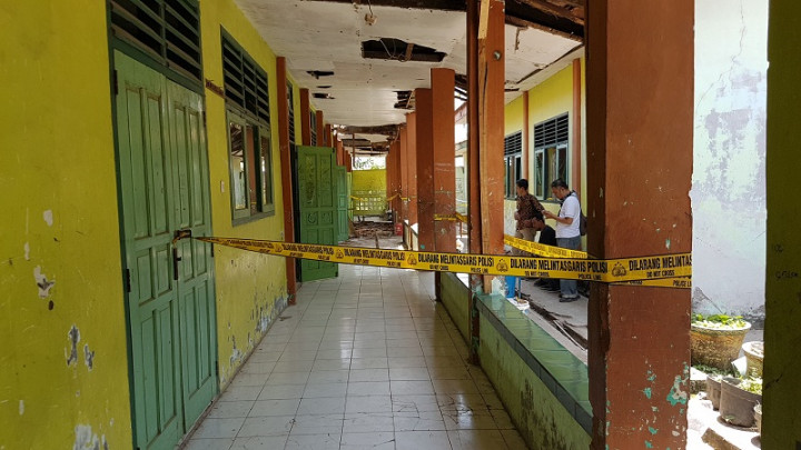 9 Ruang Kelas SMPN 2 Plumbon Diminta Dikosongkan