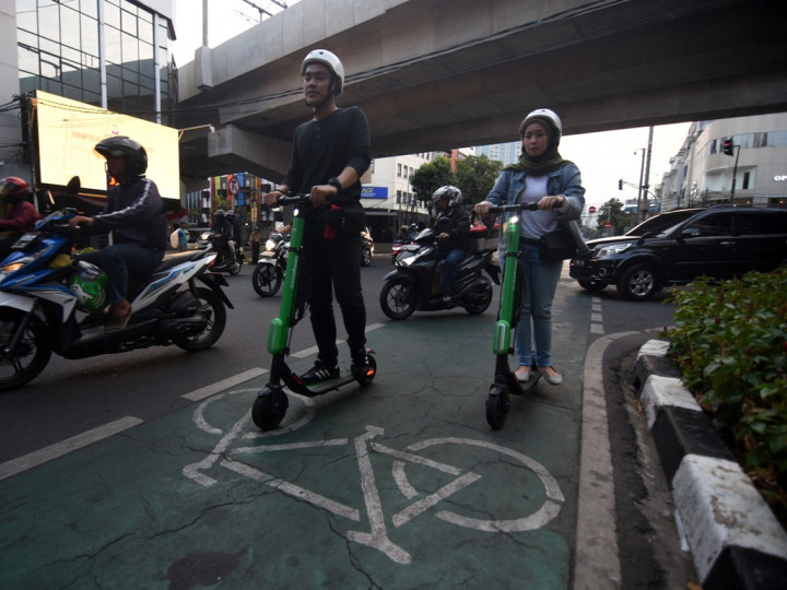 Belum Ada Regulasi Penggunaan Otopet Listrik di Jalan Raya