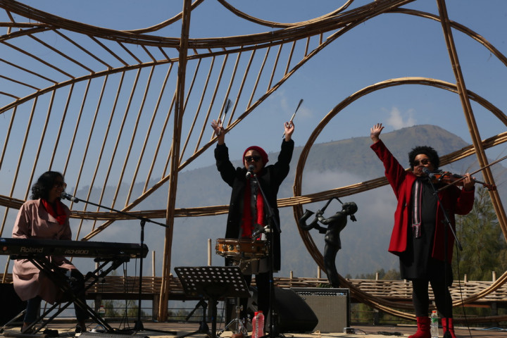 NonaRia Tampil Apik di The Papandayan Jazz Festival 2019