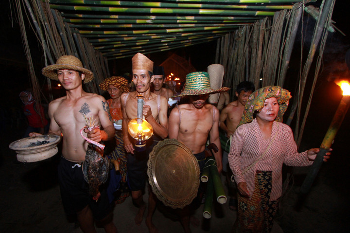 Cara Bersyukur Ala Dayak Deah
