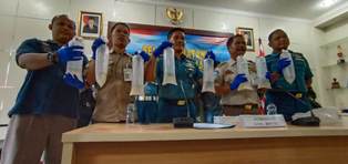 Penyelundupan Benur Senilai Rp17 Miliar Digagalkan