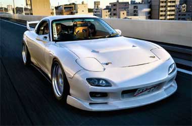 Referensi Mobil Balap Sekaligus Harian ala Tokyo Auto Salon