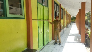 Tiga Korban Sekolah Ambruk di Cirebon Masih Dirawat