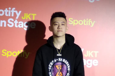 Rich Brian Ungkap Fakta Menarik di Balik Video Musik These Nights