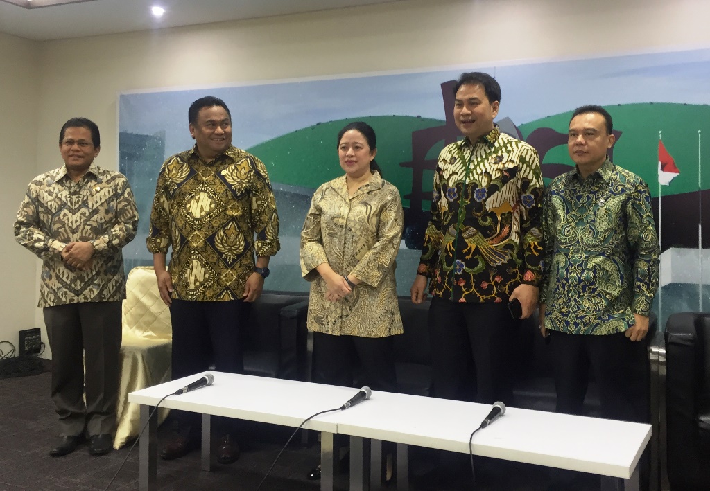 Pimpinan DPR  meninjau sejumlah tempat dan ruangan di Kompleks Parlemen, Senayan, Jakarta Pusat, Selasa, 8 Oktober 2019 (Foto:Medcom.id/Gervin Nathaniel Purba)