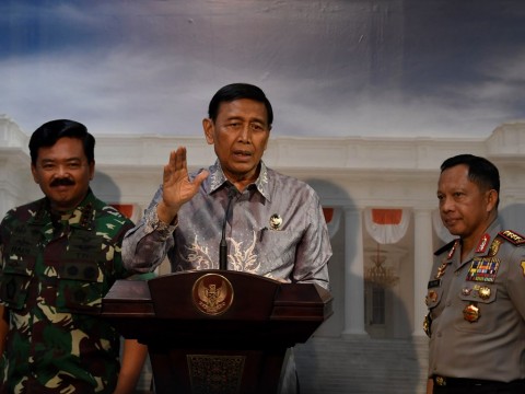 Wiranto Terjengkang Saat Coba Ditusuk di Pandeglang