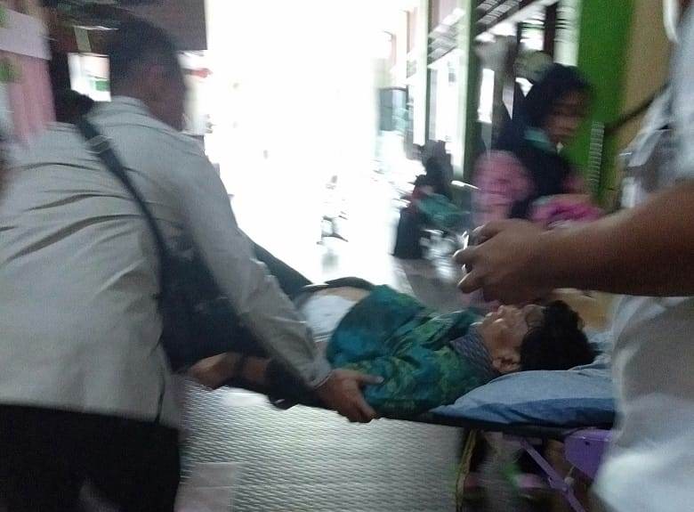 Menkopolhukam Wiranto saat dirawat di RSUD Berkah Pandeglang. Foto: Istimewa.