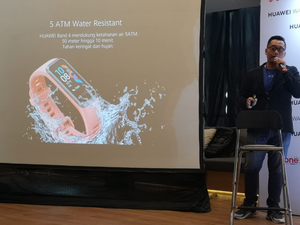 setelah watch gt 2 huawei siapkan band 4