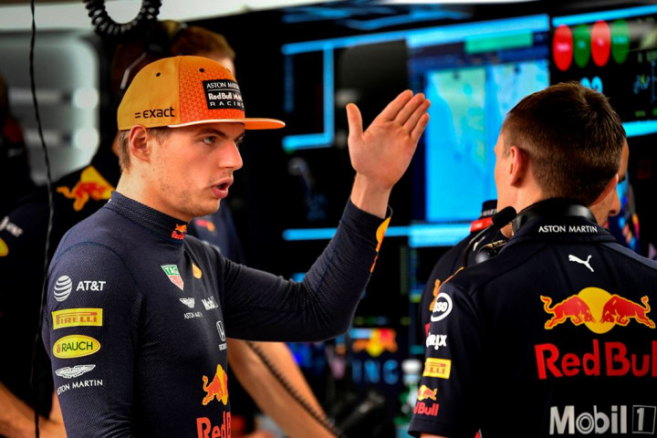 Red Bull Disebut Belum Selevel Mercedes
