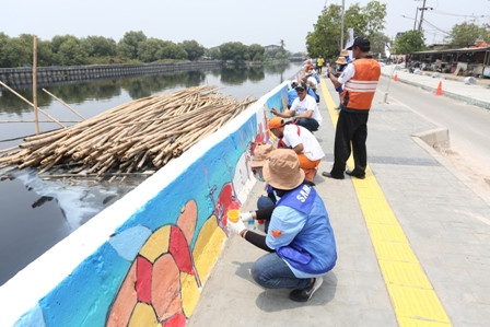 Permukiman Nelayan di Penjaringan Dipercantik