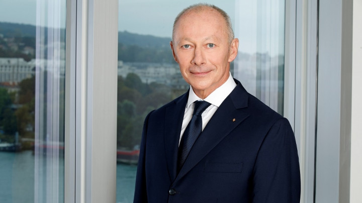 Mendadak CEO Renault Dipecat