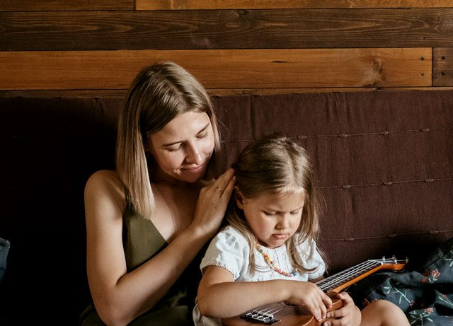 Batuk pilek pada batita biasa ibu lihat. Tapi kapan perlu ke dokter? Berikut informasinya. (Foto: Pexels.com)