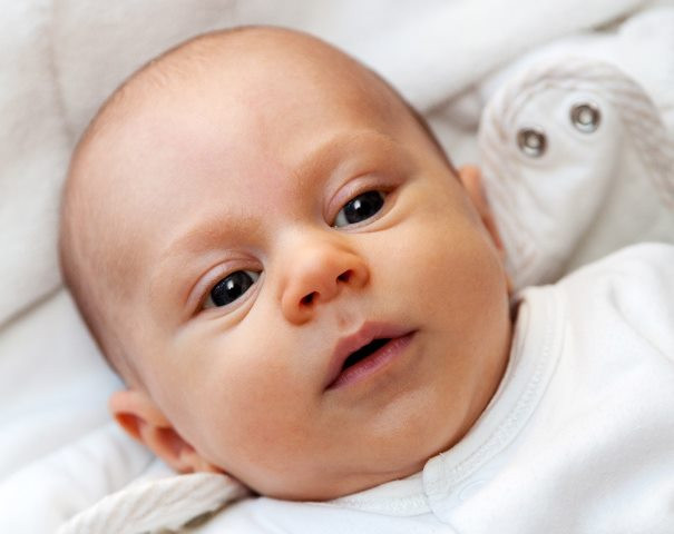 Gejala dan Pengobatan Hernia pada Bayi dan Anak