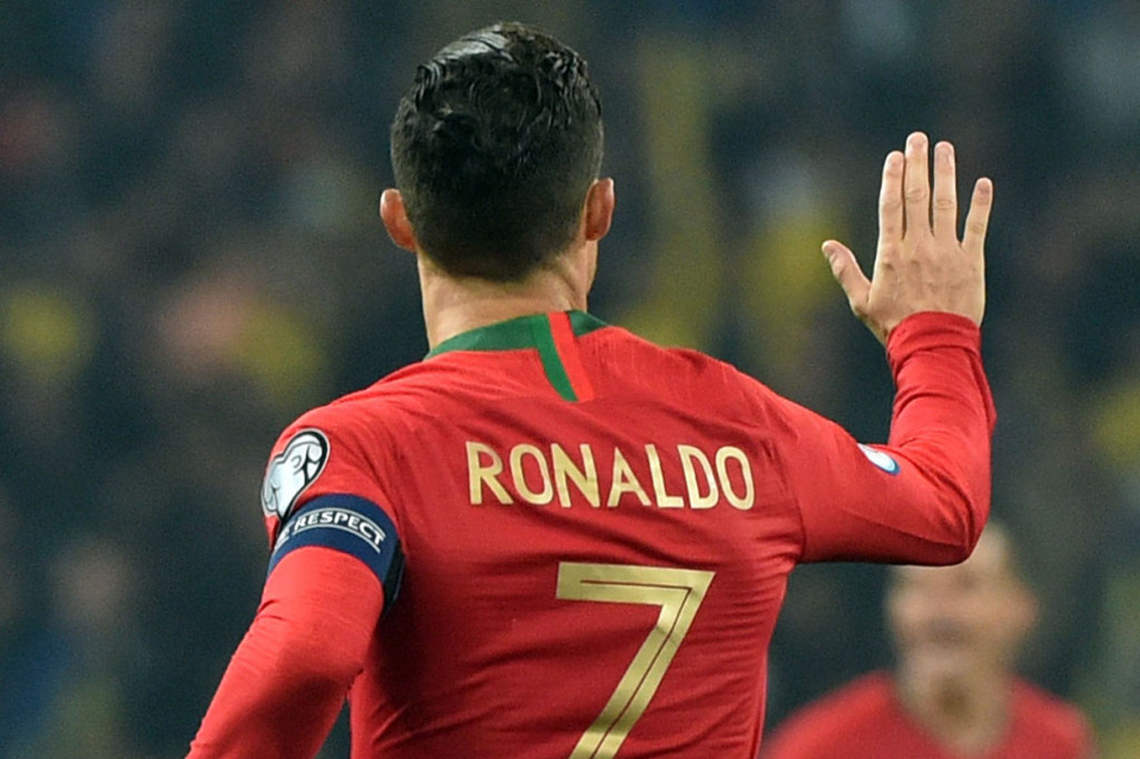 Ronaldo Torehkan 700 Gol