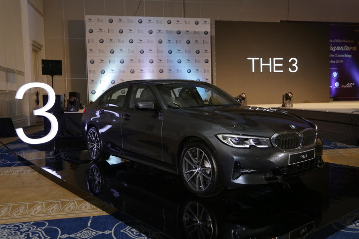 All New BMW 320i Sport Mengaspal di Indonesia