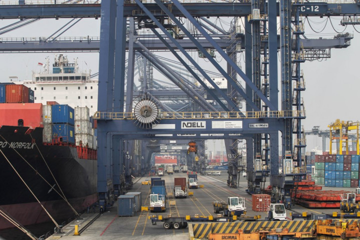 Impor September Naik Tipis ke USD14,26 Miliar