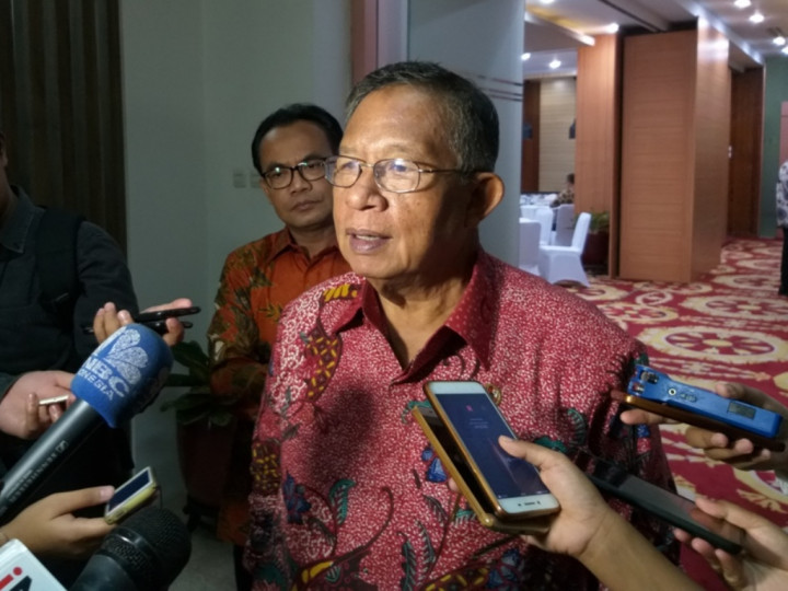 Darmin Sebut Penyaluran KUR Produksi Meleset dari Target