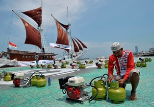 Paket Konversi BBM ke BBG Dibagikan ke Petani dan Nelayan