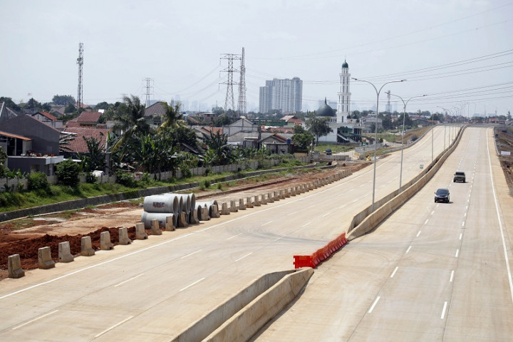 Investigasi Ambruknya Tiang Tol Desari Belum Rampung