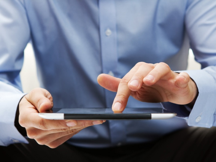 Ancaman Kecanduan Gawai Sehebat Obat