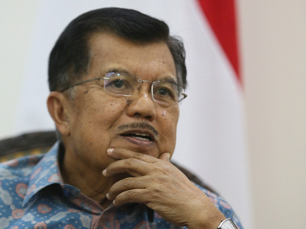 Wapres Jusuf Kalla merasa bersalah ekspor dan investasi RI melempem. Foto: MI/Ramdani.