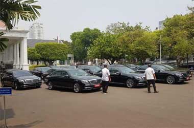 18 Unit Mercedes-Benz, Siap Sambut Tamu Negara