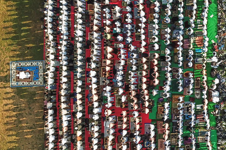 Sejumlah Wilayah di NTB Kekeringan, Warga Gelar Salat Istisqa