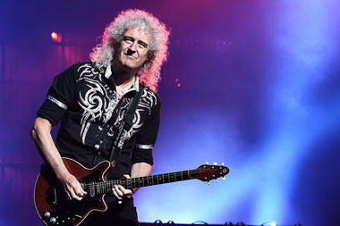 Queen Larang Donald Trump Pakai 