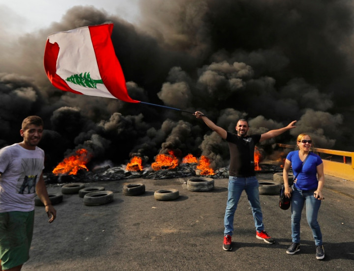 WhatsApp Dipajak Picu Kerusuhan di Lebanon