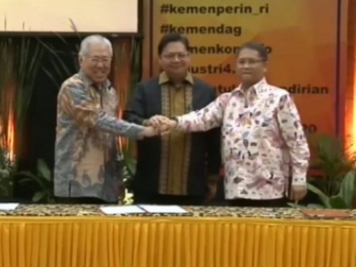 Tiga Menteri Teken Aturan Bersama Perangi Ponsel Ilegal