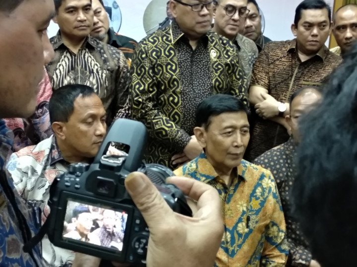 Wiranto 'Bolos' dari RSPAD Demi Pamit kepada Staf