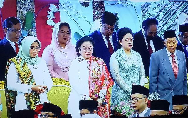 Yenny Wahid di Tengah Tokoh Penting Negara