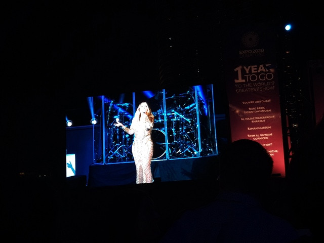 Mariah Carey Ajak Anak Kembarnya Nyanyi di Panggung Dubai