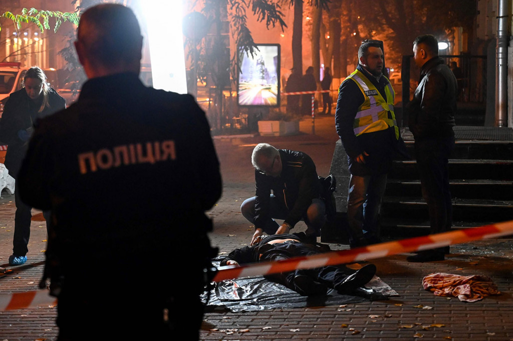 Ledakan Granat di Kiev Tewaskan Dua Orang