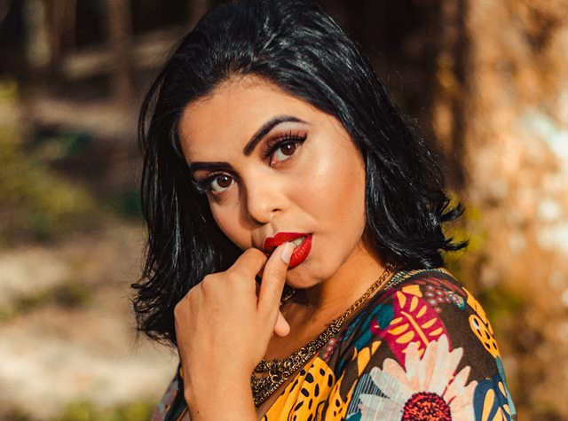 Suka Menarik Rambut atau Mencubit Kulit, Kenali Gangguan BFRB