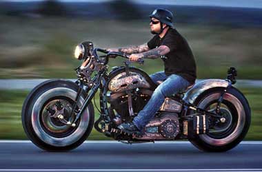 Intip Modifkasi Harley-Davidson Heritage Softail Trike dan Bertato