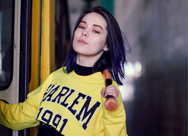 Cara Memakai Tren Athleisure