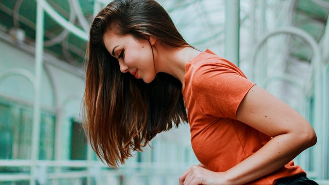 Ini empat gaya rambut panjang trendi untuk wanita yang bisa Anda sontek. (Foto: Pexels.com)