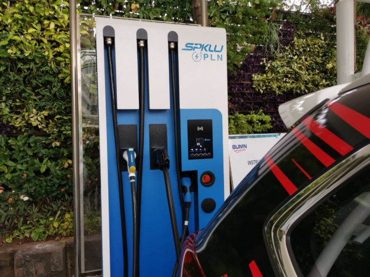 PLN Sediakan 3 Unit SPKLU Gratis