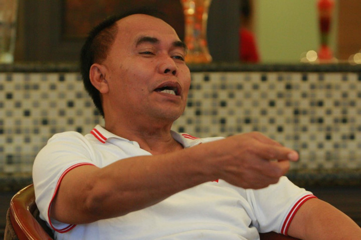 Bernhard Limbong Sebut Caketum PSSI tidak Profesional