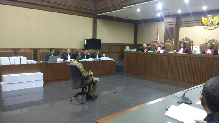 Wawan Didakwa Rugikan Negara Rp94,3 Miliar