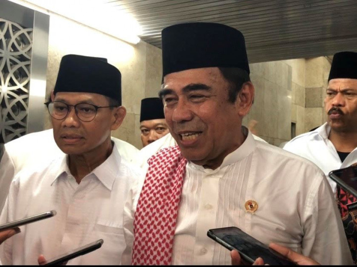 Masalah Cadar Diatur Masing-masing Lembaga