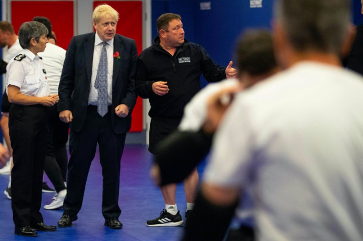 Inggris Bela Kesepakatan Brexit Usai Peringatan Dagang Trump