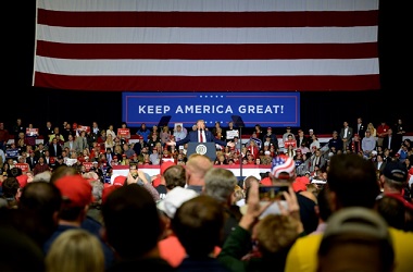 Trump Ejek Politikus Demokrat yang Batal Nyapres