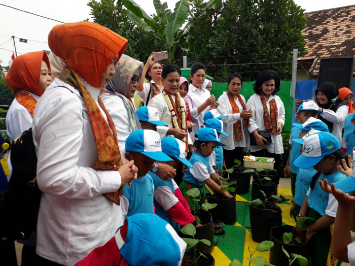Pengasuhan Anak Penting dalam Mendukung PAUD