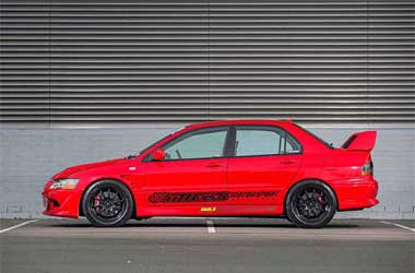 Mitsubishi Lancer Evoluiton VIII, Ubahan Khusus Drag Race